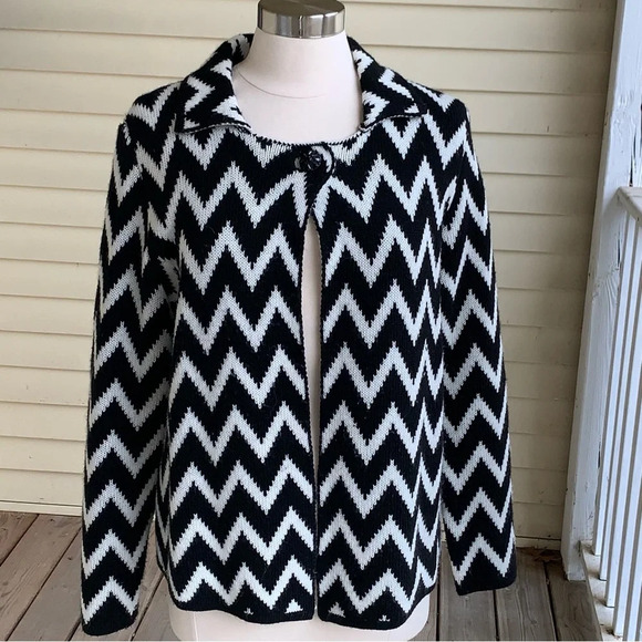 Skovhuus Wool Alpaca Blend Cardigan Sweater Sz L Black White Chevron Italy Made - Picture 1 of 8